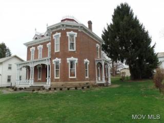 263 Main St, Mcconnelsvle, OH 43756-1127