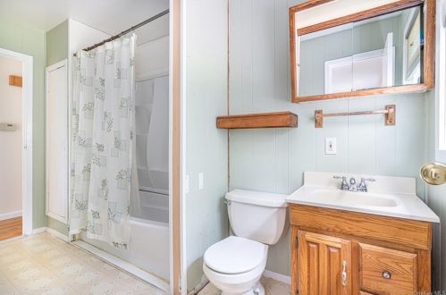 81 Wickham Dr, Warwick NY  10990-2126 exterior