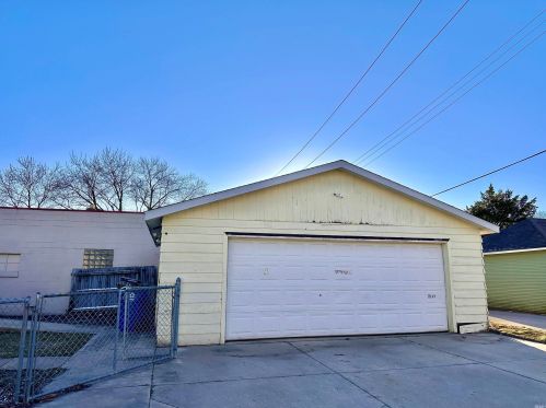 201 Jefferson Blvd, Mishawaka IN  46545-0056 exterior