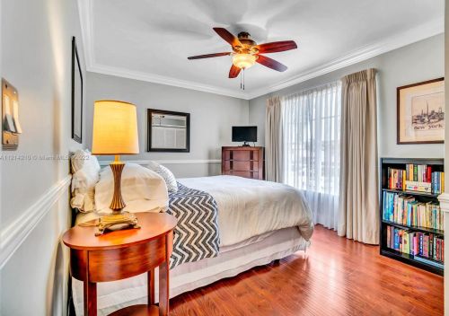 1122 195 Ave, Hollywood FL 33029-3272 exterior