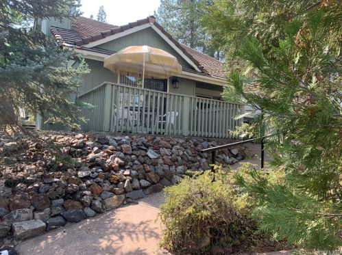 50829 Smoke Tree Trl, Bass Lake, CA 93604-9717
