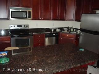 365 Hanover Arms Ct, Winston Salem NC  27104-4100 exterior