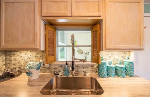 2632 York Rd, Saint James City FL  33956-2267 exterior