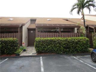 1638 15th Ter, Hollywood, FL 33020-3268