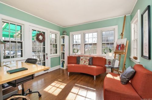 390 Lexington Ave, White Plains NY  10606-2501 exterior