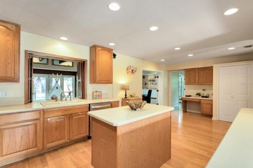 1088 Howell Creek Dr, Casselberry FL  32708-4414 exterior