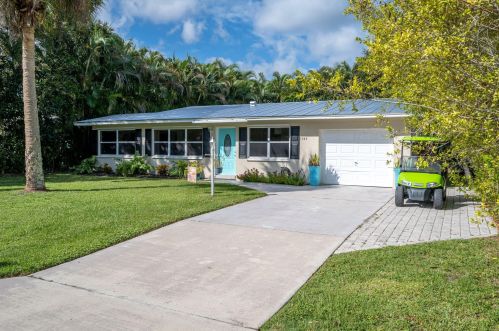 1945 5th Ct, Vero Beach, FL 32962-7308