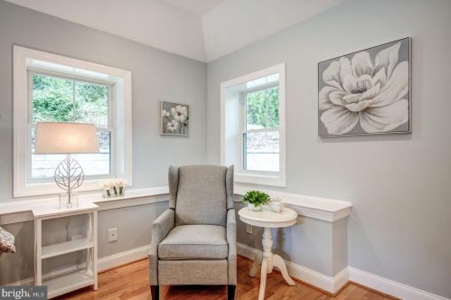 817 Bryn Mawr Ave, Newtown Square PA  19073-4333 exterior