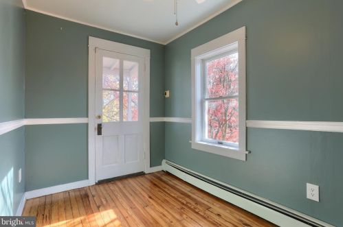 203 Paxtang Ave, Harrisburg PA  17111-1841 exterior