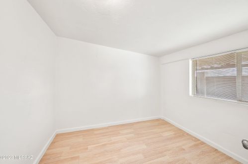 302 Oregon St, Tucson AZ  85706-3250 exterior
