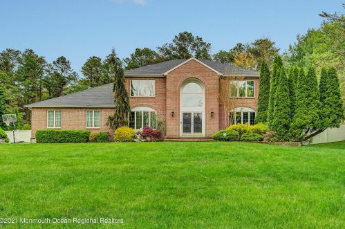 3 Sheldon Dr, Jackson Twp, NJ 08527-4846
