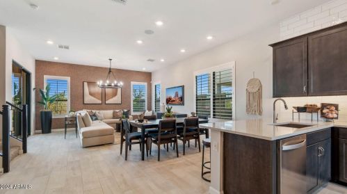 5116 Helena Dr, Scottsdale AZ  85254-7529 exterior