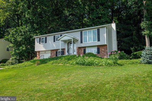 3403 Humpton Rd, Downingtown, PA 19372-1209