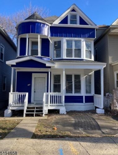 128 Greenwood Ave, East Orange, NJ 07017-5107