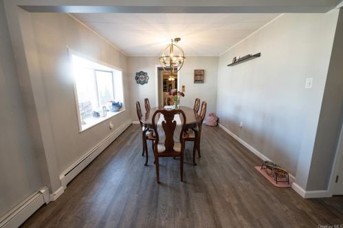 2 Brisman Dr, Thiells NY  10984-1439 exterior