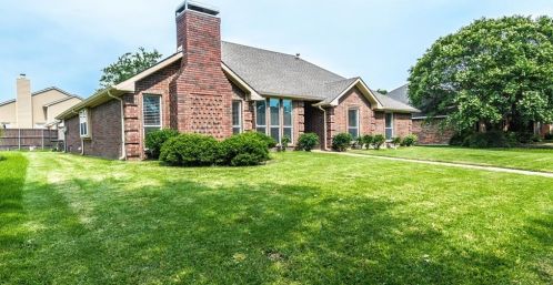 6709 Laramie Dr, Plano TX  75023-1818 exterior