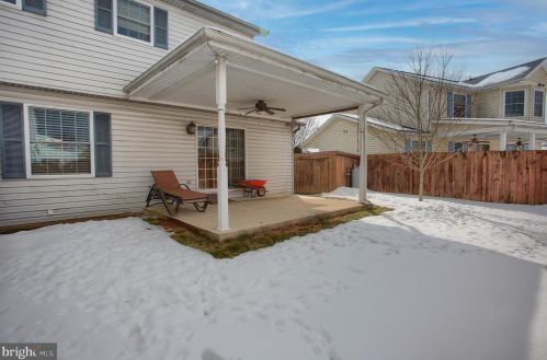 6550 Baywood Dr, Harrisburg PA 17111-6894 exterior