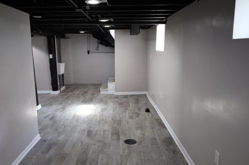 8558 42, Milwaukee WI 53209-1330 exterior