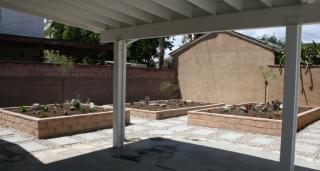 2847 Del Amo Blvd, Lakewood CA  90712-2924 exterior