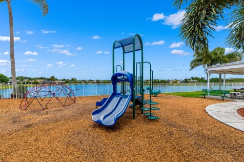 545 Lake Manatee Way, Port Saint Lucie FL  34986-1775 exterior