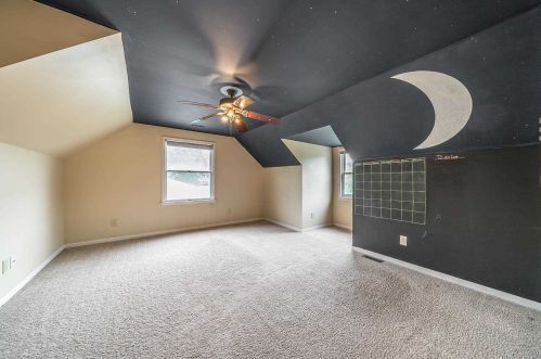 3949 Thomas Dr, Covington KY  41018-2916 exterior