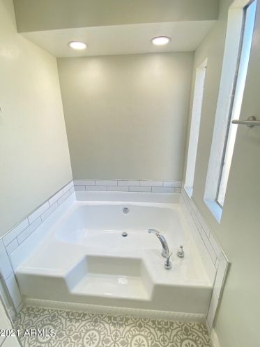 15619 17 Ave, Phoenix AZ 85086-8771 exterior