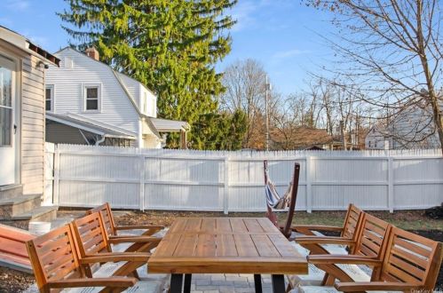 17 State St, Middletown NY  10940-6707 exterior