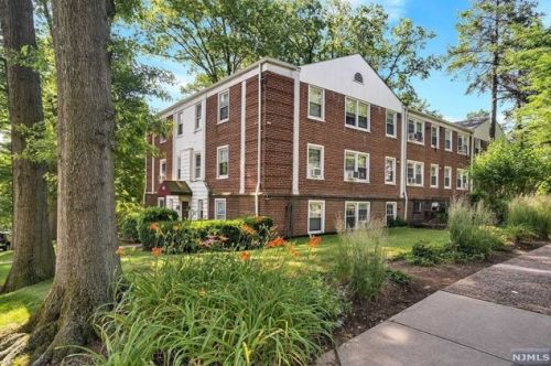 44 Union St, Montclair NJ  07042-3368 exterior