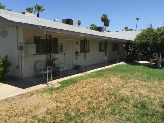 6207 13th Pl, Phoenix, AZ 85014-1784