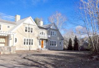 50 Willow St, Dover MA  02030-2258 exterior