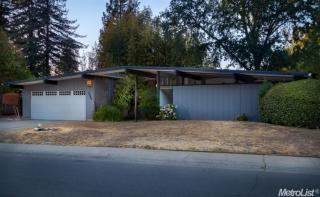 5826 River Oak Way, Carmichael, CA 95608-5553