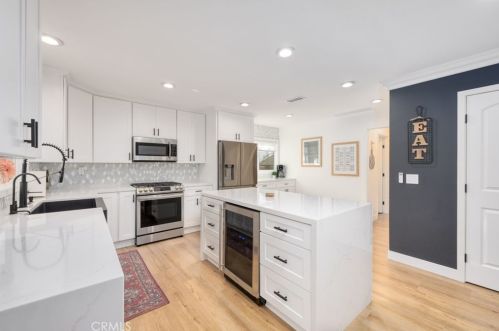 21666 Audubon Way, El Toro CA  92630-5751 exterior