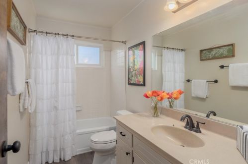 1955 Modoc Dr, Chico CA  95928-4138 exterior