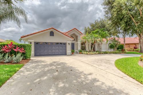 1204 Live Oak Cv, Fort Pierce, FL 34986-2005