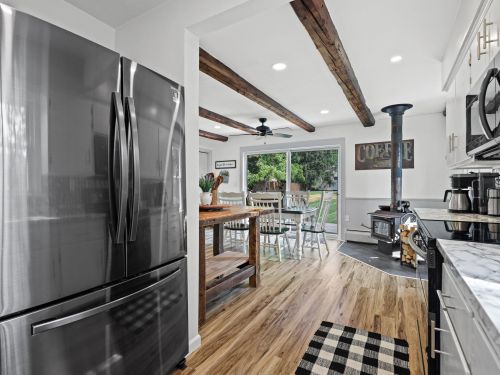 3722 Cedar Creek Rd, West Bend WI  53095-8759 exterior