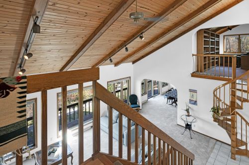 1433 Whitewater Dr, Manitowoc WI  54220-9433 exterior