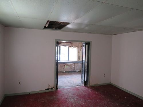 336 14th Ave, Whitaker PA  15120-1412 exterior