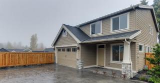 14302 Azalea Pl, Portland, OR 97224-1889