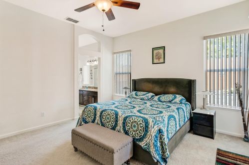 9247 Brown Rd, Elk Grove CA  95624-3917 exterior