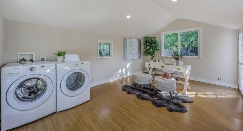 1172 Fay St, Redwood City CA  94061-2241 exterior