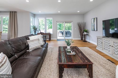 107 Westcott Rd, Princeton NJ  08540-3061 exterior