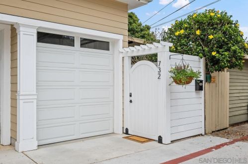 732 Olive Ave, San Diego, CA 92118-2136