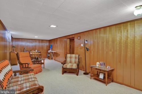 618 Grandview Ave, Camp Hill PA  17011-1816 exterior