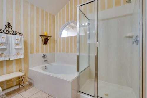 4705 Heron Pond Ln, Denton TX  76208-6809 exterior