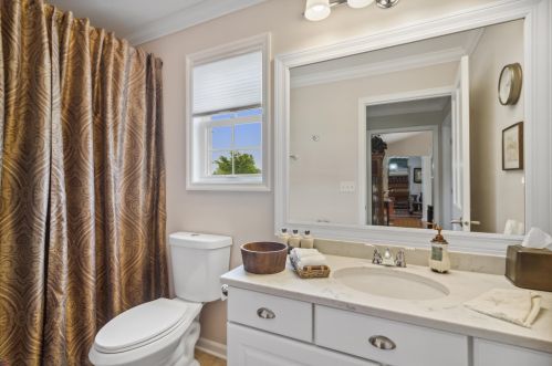 742 Andria Dr, Lake Geneva WI  53147-4745 exterior