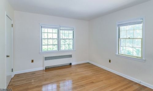 250 Jacksonville Rd, Lincoln Park NJ  07035-1505 exterior