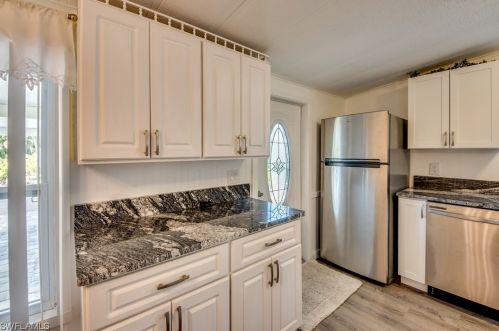 7196 Drum Dr, Saint James City FL  33956-2726 exterior