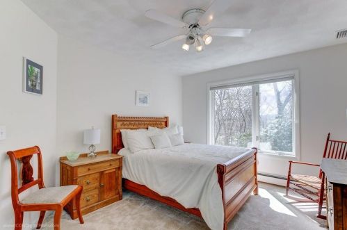 306 Walmsley Ln, South Kingstown RI  02874-3618 exterior