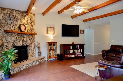 1880 Fayetteville Ave, Deltona FL  32725-3626 exterior