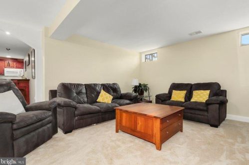 117 Alpine Dr, Leesburg VA  20175-6126 exterior